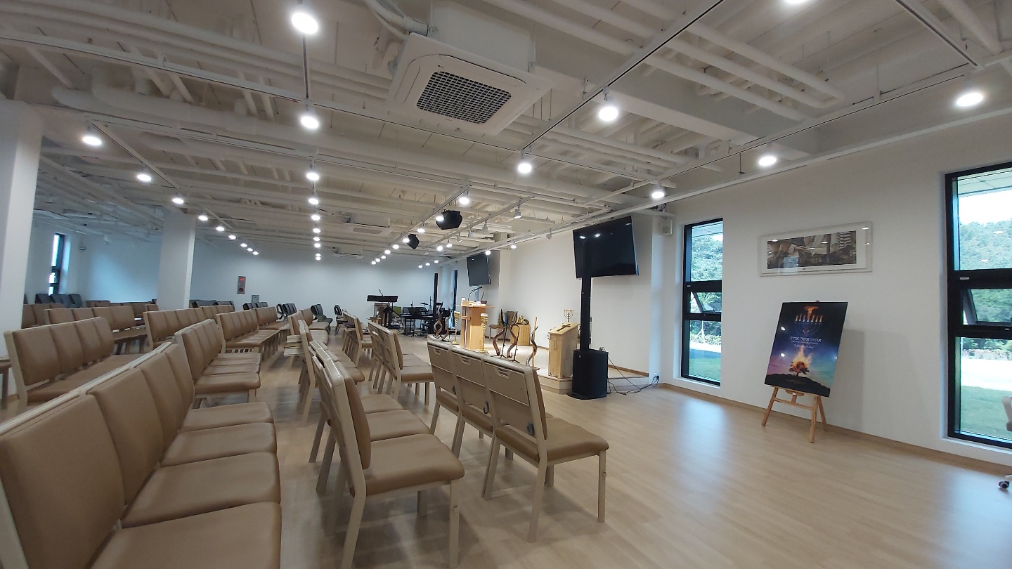 본당 측면